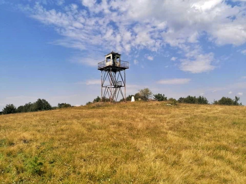 10_krvavi_kamen