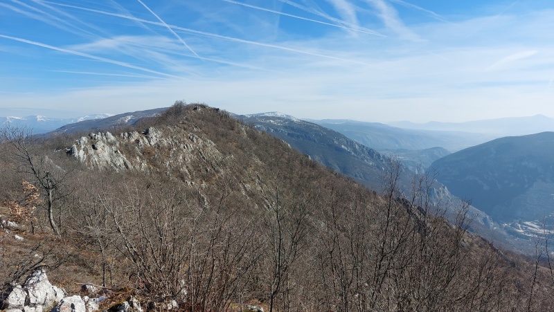 1_gradac_naslovna_fotografija