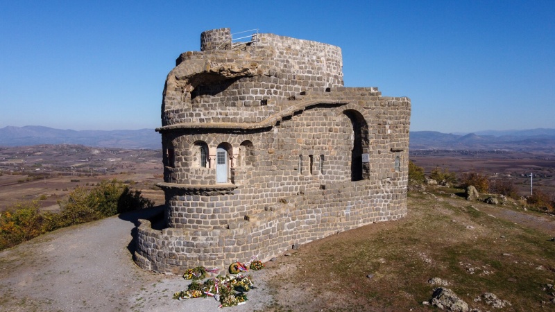 8 zebrnjak